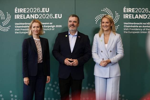 Informal Meeting of EU Foreign Affairs Ministers (Gymnich) in Ireland WICKLOW, IRELAND - SEPTEMBER 2: EU foreign policy chief Kaja Kallas (L), Irish Foreign Minister Helen McEntee (R) and Slovenian Foreign and European Affairs Minister Tone Kajzer pose for a family photo during the informal meeting of EU foreign ministers, known as the Gymnich meeting, in Wicklow, Ireland, on September 2, 2026. Mostafa Darwish Anadolu Wicklow Ireland. Editorial use only. Please get in touch for any other usage.  Copyright: x2026xAnadoluxMostafaxDarwishx