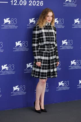 News - La Ragazza Con La Leica (The Girl With The Leica) Photocall - The 83rd Venice International Film Festival VENICE, ITALY - SEPTEMBER 02: Luna Wedler attends the La Ragazza Con La Leica (The Girl With The Leica) Photocall during the 83rd Venice International Film Festival at Palazzo del Casino on September 02, 2026 in Venice, Italy. Photo: Cinzia Camela. Lido di Venezia Palazzo del Casino Italy Copyright: xCinziaxCamelax xLiveMediax LPN_2634226