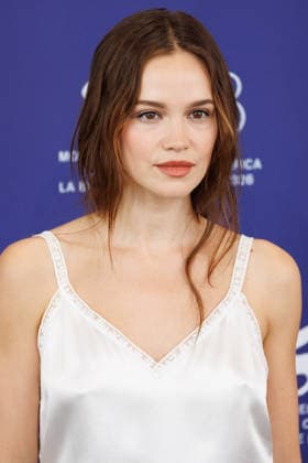 News - La Ragazza Con La Leica (The Girl With The Leica) Photocall - The 83rd Venice International Film Festival VENICE, ITALY - SEPTEMBER 02: Emilia Schule attends the La Ragazza Con La Leica (The Girl With The Leica) Photocall during the 83rd Venice International Film Festival at Palazzo del Casino on September 02, 2026 in Venice, Italy. Photo: Cinzia Camela. Lido di Venezia Palazzo del Casino Italy Copyright: xCinziaxCamelax xLiveMediax LPN_2634278