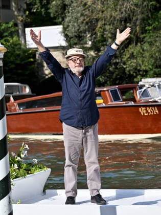 Entertainment Bilder des Tages IPA88031691 - Venice, 83rd Venice International Film Festival 2026 - Day 1 - Arrivals at the Excelsior Hotel pier - Pictured: Gianni Amelio  Copyright: xSimonexComix xPoolxPhotoxEventsx08x 88031691
