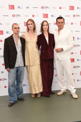 IPA88032870 - Venice, Photocall for the film *My Notes on Mars*; pictured: Atanaz Babinchak, Mackenzie Davis, Lili Horvat, Rupert Friend  Copyright: xFRANCESCAxVIECELIx xFrancescaxViecelix 88032870