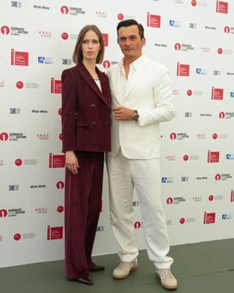 Lili Horvat and Rupert Friend attending the My Notes on Mars photocall at the 23rd Giornate Degli Autori during the 83rd Venice International Film Festival on September 2, 2026, in Venice, Italy. Lucia Sabatelli, Venice, Italy  Copyright: xLuciaxSabatellix xBestimagexLuciaxSabatellix xBestimagex