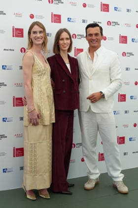Mackenzie Davis, Lili Horvat, and Rupert Friend attending the My Notes on Mars photocall at the 23rd Giornate Degli Autori during the 83rd Venice International Film Festival on September 2, 2026, in Venice, Italy. Lucia Sabatelli, Venice, Italy  Copyright: xLuciaxSabatellix xBestimagexLuciaxSabatellix xBestimagex