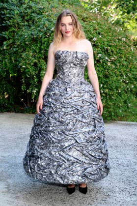 Luna Wedler at the premiere of the feature film *Das Mädchen mit der Leica* (*La ragazza con la Leica* *The Girl with the Leica*) at the 2023 Venice Biennale—the 83rd Venice International Film Festival—in the Sala Darsena, Venice, September 2, 2026 Foto:xD.xBedrosianx xFuturexImagex leica_prem_6906
