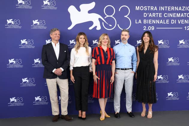 Peter Becker, Barbara Ronchi, Valerie Donzelli, David Pablos, and Elizabeth Lo at a photo call with the section juries at the 2026 Venice Biennale—the 83rd Venice International Film Festival—at the Palazzo del Casino in Venice, September 2, 2026 Foto:xA.xM.xTinghinox xFuturexImagex jurys_6920