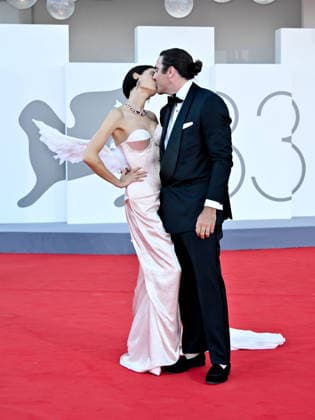IPA88034832 - Venice, 83rd Venice International Film Festival 2026 - Night 1 - Opening Night Red Carpet. Pictured: Bianca Balti, Alessandro Cutrera  Copyright: xSimonexComix xPoolxPhotoxEventsx08x 88034832