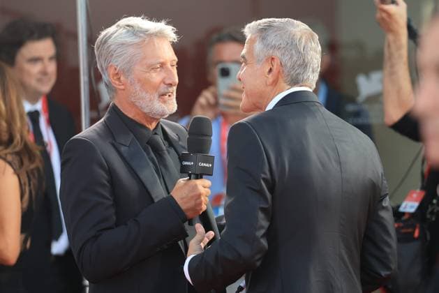 Venice Film Festival 2026 Pierre Teyssot MAXPPP Venice Film Festival 2026 Venice, Italy, on September 2, 2026 Arrival on the red carpet at the 83rd Venice International Film Festival American-French actor George Clooney, Antoines de Caunes, and American-French actor George Clooney Pierre Teyssot Maxppp Venice, Veneto, Italy  Copyright: xMAXPPPxPierrexTeyssotx TEY65583 TEY65583