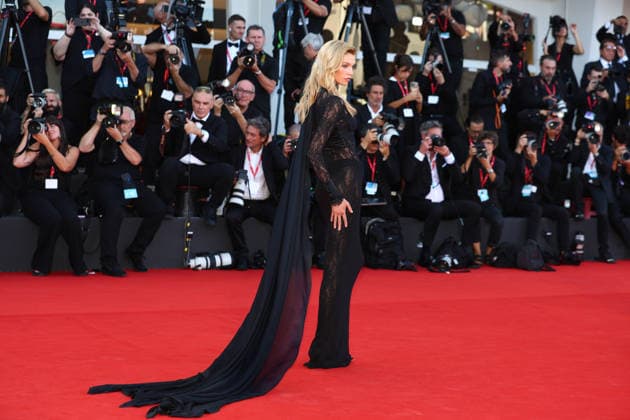 September 2, 2026, Venice Lido, Veneto, Italy: STELLA MAXWELL dazzles on the red carpet during the Opening Ceremony of the 83rd Venice Film Festival at Sala Grande in Venice Lido, Italy Venice Lido Italy  - ZUMAc179 20260902_zep_c179_188 Copyright: xMickaelxChavetx