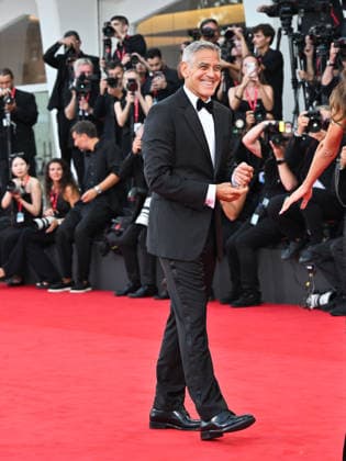 IPA88036538 - Venice, 83rd Venice International Film Festival 2026 - Night 1 - Opening Night Red Carpet. Pictured: George Clooney and Amal Clooney  Copyright: xSimonexComix xPoolxPhotoxEventsx08x 88036538