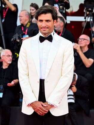 IPA88036715 - Venice, 83rd Venice International Film Festival 2026 - Night 1 - Opening Night Red Carpet - Pictured: Carlos Sainz Jr.  Copyright: xManuelexMangiarottix xPoolxPhotoxEventsx08x 88036715