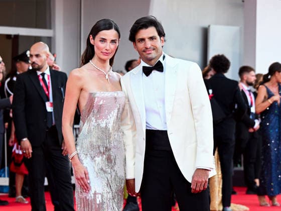 IPA88036732 - Venice, 83rd Venice International Film Festival 2026 - Night 1 - Opening Red Carpet - Pictured: Carlos Sainz Jr., Rebecca Donaldson  Copyright: xManuelexMangiarottix xPoolxPhotoxEventsx08x 88036732