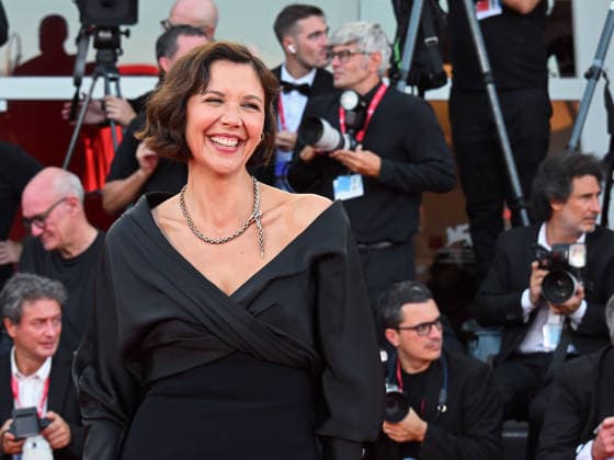 IPA88036702 - Venice, 83rd Venice International Film Festival 2026 - Night 1 - Opening Night Red Carpet - Pictured: Maggie Gyllenhaal  Copyright: xManuelexMangiarottix xPoolxPhotoxEventsx08x 88036702