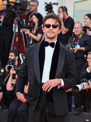 IPA88036709 - Venice, 83rd Venice International Film Festival 2026 - Night 1 - Opening Night Red Carpet - Pictured: Jonathan Bailey  Copyright: xManuelexMangiarottix xPoolxPhotoxEventsx08x 88036709