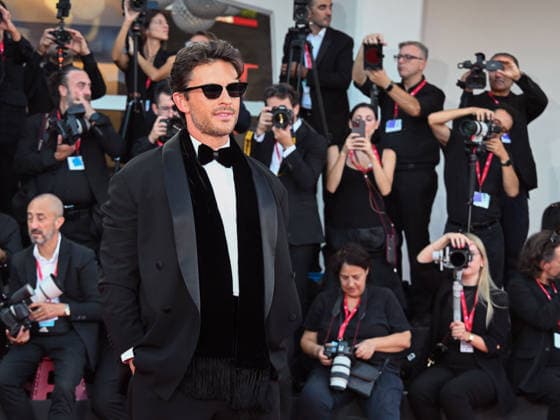 IPA88036712 - Venice, 83rd Venice International Film Festival 2026 - Night 1 - Opening Night Red Carpet - Pictured: Jonathan Bailey  Copyright: xManuelexMangiarottix xPoolxPhotoxEventsx08x 88036712