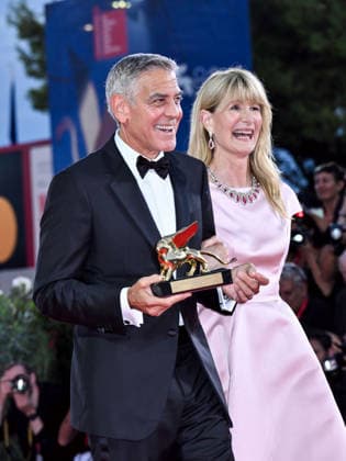 IPA88038729 - Venice, 83rd Venice International Film Festival 2026 - Night 1 - Opening Night Red Carpet - Pictured: GEORGE CLOONEY WITH THE GOLDEN LERONE, Laura Dern  Copyright: xSimonexComix xPoolxPhotoxEventsx08x 88038729