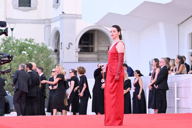 September 2, 2026, Venice, Rome, Italy: Claire Foy on the red carpet for Ink and the opening ceremony, 83rd Venice Film Festival. Venice, September 2, 2026 Venice Italy  - ZUMAa289 20260902_zia_a289_259 Copyright: xMariaxLauraxAntonellix xAgfx