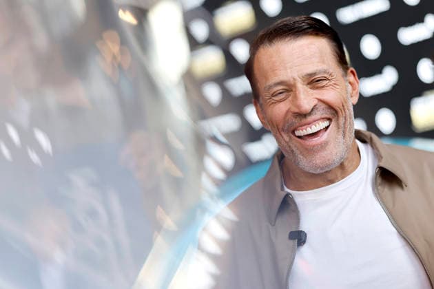 Motivational speaker Tony Robbins at the German premiere of his film *Unlocked: The Coaching System Behind the Legend* at Cinedom in Cologne, September 2, 2026, North Rhine-Westphalia, Germany Copyright: xChristophxHardtx