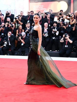 IPA88040321 - Venice, 83rd Venice International Film Festival 2026 - Night 1 - Opening Night Red Carpet Pictured: Nina Dobrev  Copyright: xAlbertoxTerenghi PoolxPhotoxEvenx xPoolxPhotoxEventsx08x 88040321