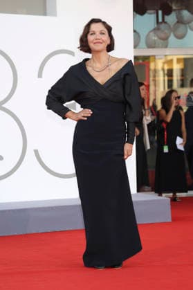 Maggie Gyllenhaal at the opening ceremony featuring the premiere of the film *Ink* at the 2023 Venice Biennale, the 83rd Venice International Film Festival, at the Palazzo del Cinema in Venice, September 2, 2026 Foto:xD.xBedrosianx xFuturexImagex opening_6937