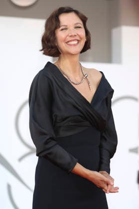 Maggie Gyllenhaal at the opening ceremony featuring the premiere of the film *Ink* at the 2023 Venice Biennale, the 83rd Venice International Film Festival, at the Palazzo del Cinema in Venice, September 2, 2026 Foto:xD.xBedrosianx xFuturexImagex opening_6939