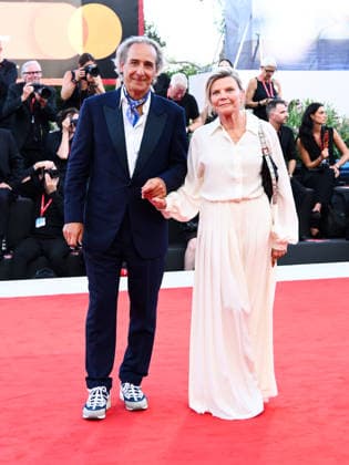 IPA88041105 - Venice, 83rd Venice International Film Festival 2026 - Night 1 - Opening Red Carpet In the photo: Alexandre Desplat and Solrey  Copyright: xAlbertoxTerenghi PoolxPhotoxEvenx xPoolxPhotoxEventsx08x 88041105