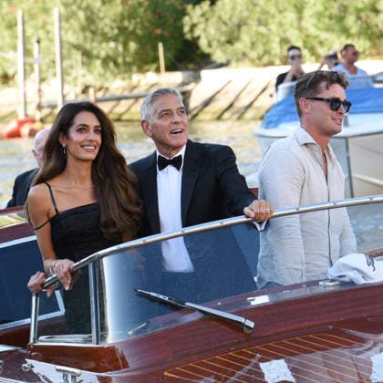 IPA88040586 - Venice: George Clooney arrives at the dock for the Golden Lion award ceremony and leaves with the prize; pictured: George Clooney and Amal Alamuddin  Copyright: xFRANCESCAxVIECELIx xFrancescaxViecelix 88040586