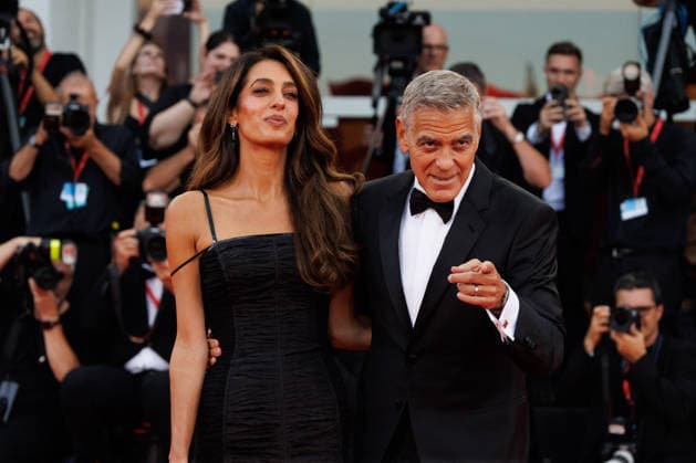 News - George Clooney Golden Lion For Lifetime Achievement - The 83rd Venice International Film Festival - red carpet VENICE, ITALY - SEPTEMBER 02: Amal Clooney (L) and George Clooney attend the George Clooney Golden Lion For Lifetime Achievement red carpet during the 83rd Venice International Film Festival, at Sala Grande on September 02, 2026 in Venice, Italy. Photo: Cinzia Camela. Lido di Venezia Palazzo del Cinema Italy Copyright: xCinziaxCamelax xLiveMediax LPN_2634993