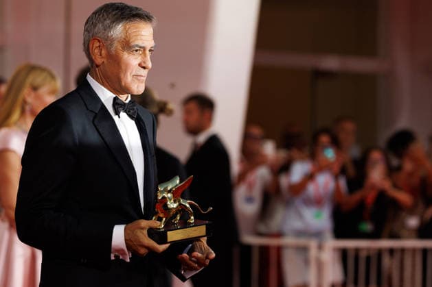 News - George Clooney Golden Lion For Lifetime Achievement - The 83rd Venice International Film Festival - red carpet VENICE, ITALY - SEPTEMBER 02: George Clooney poses with the Gold Lion at the George Clooney Golden Lion For Lifetime Achievement red carpet during the 83rd Venice International Film Festival, at Sala Grande on September 02, 2026 in Venice, Italy. Photo: Cinzia Camela. Lido di Venezia Palazzo del Cinema Italy Copyright: xCinziaxCamelax xLiveMediax LPN_2635029
