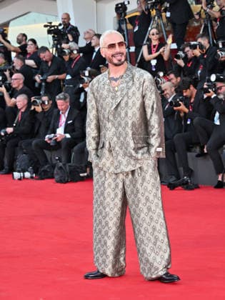 IPA88041468 - Venice, 83rd Venice International Film Festival 2026 - Night 1 - Opening Night Red Carpet. Pictured: J Balvin  Copyright: xSimonexComix xPoolxPhotoxEventsx08x 88041468