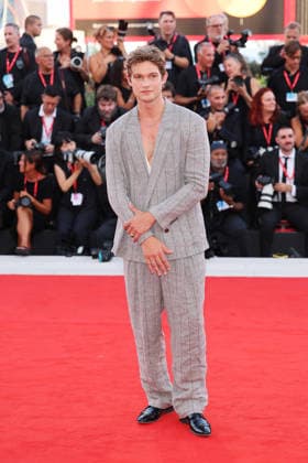 VENICE, ITALY - Sep 02: Damian Hardung attends the Ink Screening and opening ceremony during the 83rd Venice International Film Festival at Sala Grande on September 02, 2026 in Venice, Italy. (Photo by Mark Cape Insidefoto) markxcape