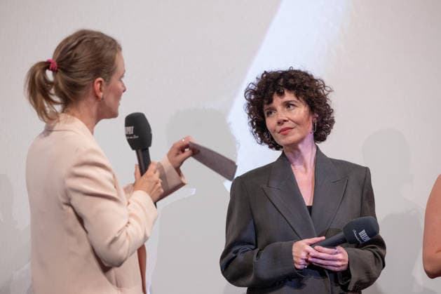 GENTLE MONSTER Premiere: On-Stage Presentation with Q&A Featuring Marie Kreutzer, Jella Haase, Laurence Rupp, and Host Katrin Rönicke. GENTLE MONSTER Premiere at the Delphi Filmpalast Cinema in Berlin Copyright: xEventpressx