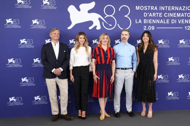 September 2, 2026, Venice, Italy: Peter Becker, Barbara Ronchi, Valerie Donzelli, David Pablos and Elizabeth Lo pose at the Jury photocall during the 83rd Venice International Film Festival at Palazzo del Casino on the Lido in Venice, Italy, on 02 September 2026. Photo: Venice Italy - ZUMAm179 20260902_zep_m179_084 Copyright: xAlecxMichaelx