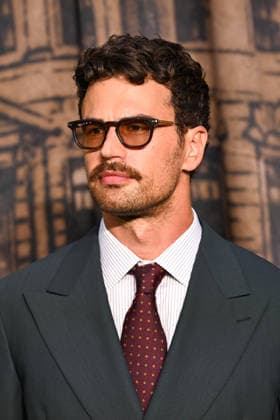 Celebrities attend the premiere for season two of The Gentlemen at the Guildhall Art Gallery in central London Featuring: Theo James Where: London, United Kingdom When: 02 Sep 2026 Credit: Cover Images EDITORIAL USE ONLY. NOT FOR USE BY NEWSPAPERS BASED IN THE UK. Copyright: xx coverimg55968612