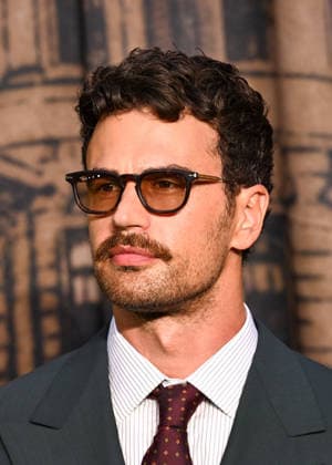 Celebrities attend the premiere for season two of The Gentlemen at the Guildhall Art Gallery in central London Featuring: Theo James Where: London, United Kingdom When: 02 Sep 2026 Credit: Cover Images EDITORIAL USE ONLY. NOT FOR USE BY NEWSPAPERS BASED IN THE UK. Copyright: xx coverimg55968615