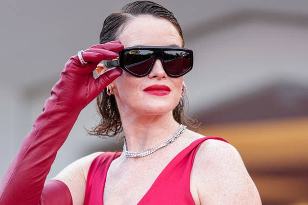 Claire Foy attending the screening of *Ink* and the opening ceremony of the 83rd Venice International Film Festival at the Sala Grande on September 2, 2026, in Venice, Italy. Lucia Sabatelli, Venice, Italy  Copyright: xLuciaxSabatellix xBestimagexLuciaxSabatellix xBestimagex