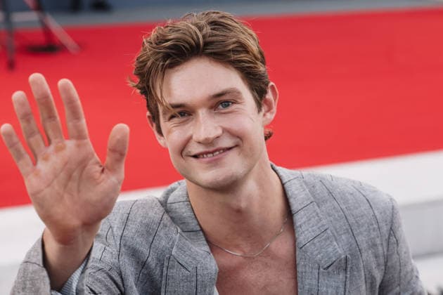 IPA88047876 - Venice, 83rd Venice International Film Festival The red carpet at the opening ceremony and the presentation of the Golden Lion for Lifetime Achievement during the 83rd Venice International Film Festival at the Palazzo del Cinema. Pictured: Damian Hardung  Copyright: xAlessandroxBremecx xx 88047876