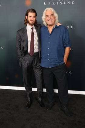 LOS ANGELES, CALIFORNIA - SEPTEMBER 02: Andrew Garfield and Paul Greengrass at the Los Angeles premiere of Focus Features The Uprising at DGA Theater Complex on September 02, 2026 Credit: USA - ZUMAa123 20260902_zaa_a123_178 Copyright: xAdMediax