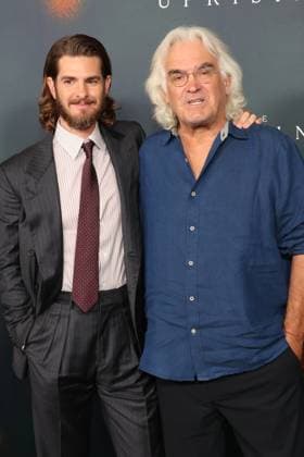 LOS ANGELES, CALIFORNIA - SEPTEMBER 02: Andrew Garfield and Paul Greengrass at the Los Angeles premiere of Focus Features The Uprising at DGA Theater Complex on September 02, 2026 Credit: USA - ZUMAa123 20260902_zaa_a123_162 Copyright: xAdMediax