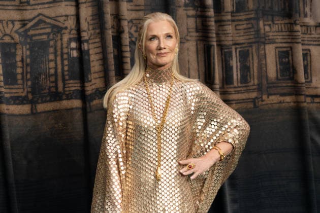 IPA88053276 - Joely Richardson arrives at the premiere of The Gentlemen Season 2 in London  Copyright: xx xCristinaxMasseix 88053276