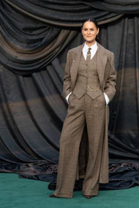 IPA88052992 - Jade Holland Cooper arrives at the premiere of The Gentlemen Season 2 in London  Copyright: xx xCristinaxMasseix 88052992
