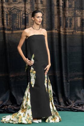 IPA88052999 - Benedetta Porcaroli arrives at the premiere of The Gentlemen Season 2 in London  Copyright: xx xCristinaxMasseix 88052999