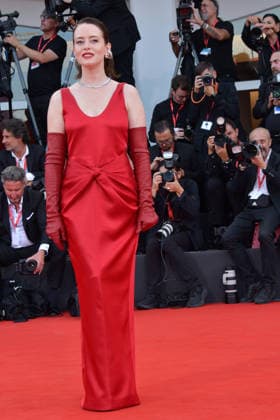 83rd Venice Film Festival Red Carpet, September 2 83rd Venice Film Festival Opening Ceremony and INK Premiere Red Carpet Claire Foy Photos by Thomas Bohlen Starface 459342 2026 09 02 Venice, Italy  Copyright: xThomasxBohlenx STAR_459342_346