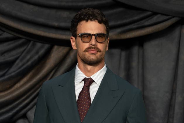 IPA88053561 - Theo James arrives at the premiere of The Gentlemen Season 2 in London  Copyright: xx xCristinaxMasseix 88053561