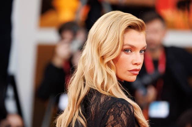 News - Ink Screening And 2026 Opening Red Carpet - The 83rd Venice International Film Festival VENICE, ITALY - SEPTEMBER 02: Stella Maxwell attends the Ink Screening and opening ceremony during the 83rd Venice International Film Festival, at Sala Grande on September 02, 2026 in Venice, Italy. Photo: Cinzia Camela. Lido di Venezia Palazzo del Cinema Italy Copyright: xCinziaxCamelax xLiveMediax LPN_2635451