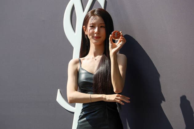 South Korean stars attend opening of YSL Beauty store in Seoul Miyeon of K-pop girl group i-dle poses during a photocall for the opening of the Saint Laurent Beauty boutique in Seongsu, Seoul, South Korea, on September 03, 2026. Seoul South Korea  Copyright: xMatrixxImagesx xJungxUi-Chelx