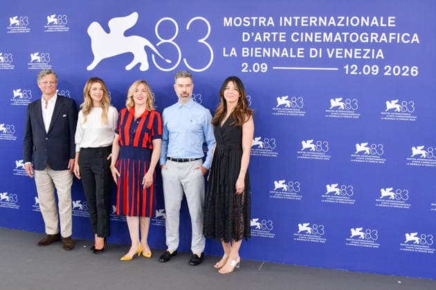 83rd Venice Film Festival Photocall on September 2 83rd Venice Film Festival Venice International Film Festival Orizzonti Jury Photocall Orizzonti jury member Peter Becker, Orizzonti jury member Barbara Ronchi, Orizzonti jury president Valérie Donzelli, Orizzonti jury member David Pablos, and Orizzonti jury member Elizabeth Lo attend the Jury Photocall. Photos by Thomas Bohlen Starface 459336 2026 09 02 Venice, Italy  Copyright: xThomasxBohlenx STAR_459336_062