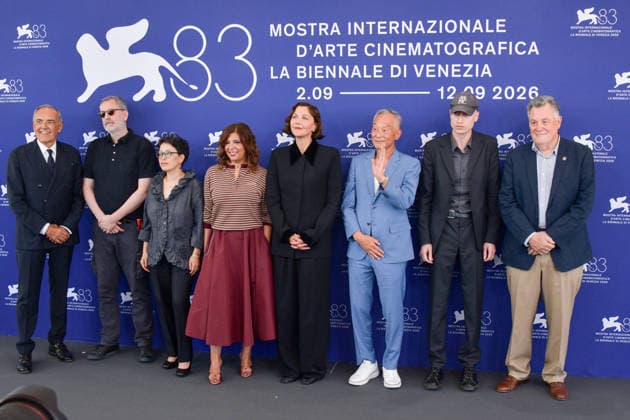 83rd Venice Film Festival Photocall on September 2 83rd Venice Film Festival Venice International Film Festival Jury Photocall Jury member Xavier Giannoli, Jury member Shahrbanoo Sadat, Jury member Kaouther Ben Hania, Jury President Maggie Gyllenhaal, Jury Member Johnnie To, Jury Member Daniel Blumberg, and Jury Member Francesco Casetti attend the Jury Photocall. Photos by Thomas Bohlen, Starface 459336, September 2, 2026, Venice, Italy  Copyright: xThomasxBohlenx STAR_459336_116