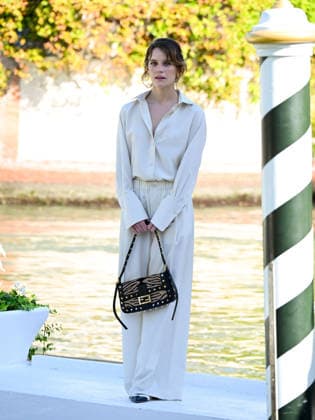 IPA88059012 - Venice, 83rd Venice International Film Festival 2026 - Day 2, Arrivals at the Hotel Excelsior pier. Pictured: Carlotta Gamba  Copyright: xManuelexMangiarottix xPoolxPhotoxEventsx08x 88059012