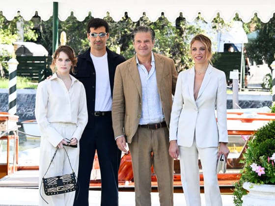 IPA88059568 - Venice, 83rd Venice International Film Festival 2026 - Day 2, Arrivals at the Hotel Excelsior pier. Pictured: Carlotta Gamba, Marco Santi, Edoardo Pesce, Barbara Chichiarelli  Copyright: xManuelexMangiarottix xPoolxPhotoxEventsx08x 88059568