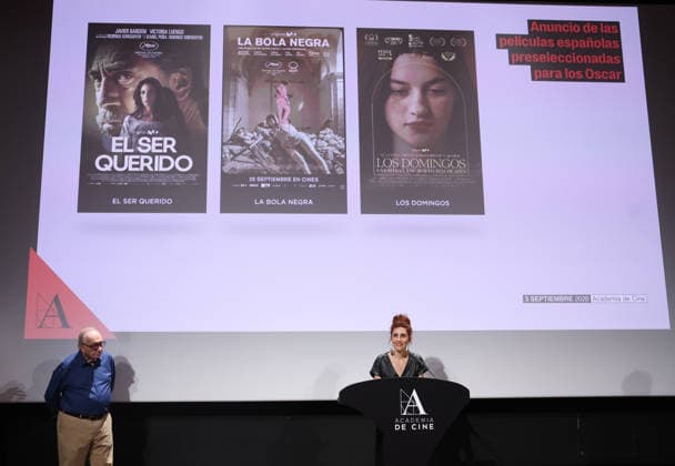 The Film Academy announces the Spanish films shortlisted for the Oscars. The president of the Film Academy, Fernando Méndez Leite, and actress Miriam Garlo during the announcement of the Spanish films shortlisted for the Oscars at the Film Academy on September 3, 2026, in Madrid, Spain. *El ser querido*, directed by Rodrigo Sorogoyen; *La bola negra*, directed by Javier Ambrossi and Javier Calvo; and *Los domingos*, directed by Alauda Ruiz de Azúa, are the films shortlisted by the members of the Spanish Film Academy to represent Spain at the 99th Academy Awards in the Best International Feature Film category. Academy members will select the final nominee on September 16. SEPTEMBER 3, 2026 Marta Ferná, Madrid, Spain  Copyright: xMartaxFernandezx 7745986